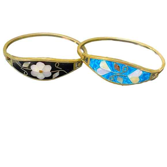 2 Vintage Mexico Alpaca Mother of Pearl Inlaid Hinge Silver Bracelets Hearts - Picture 1 of 9